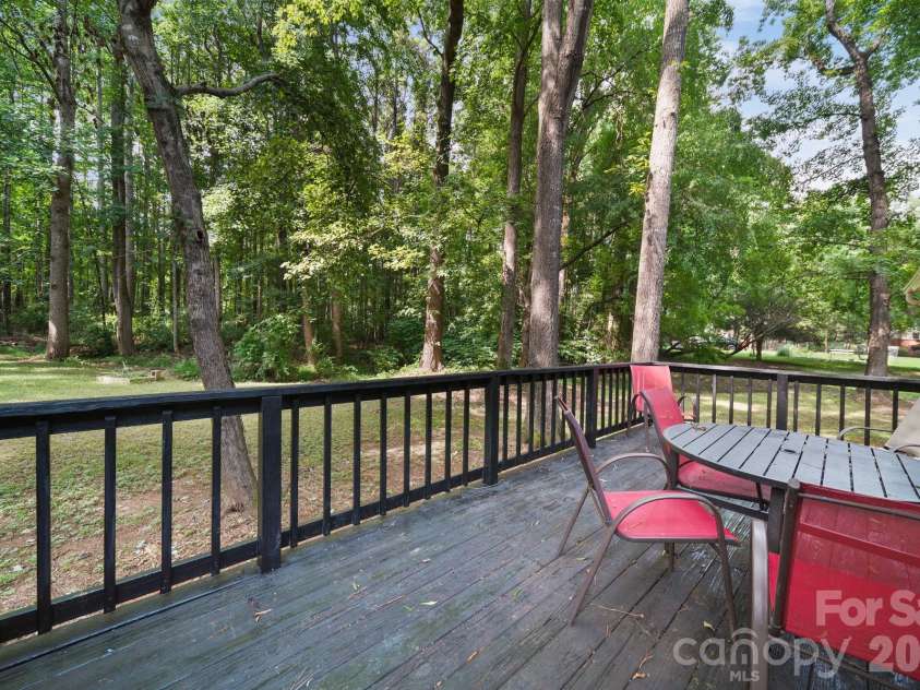832 Old Cedar Circle, York, SC 29745.  MLS# CAR4407184, YatesRealty ID 40566. 