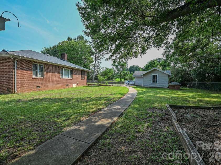 24747 Millingport Road, Locust, NC 28097.  MLS# CAR4407883, YatesRealty ID 40567. 