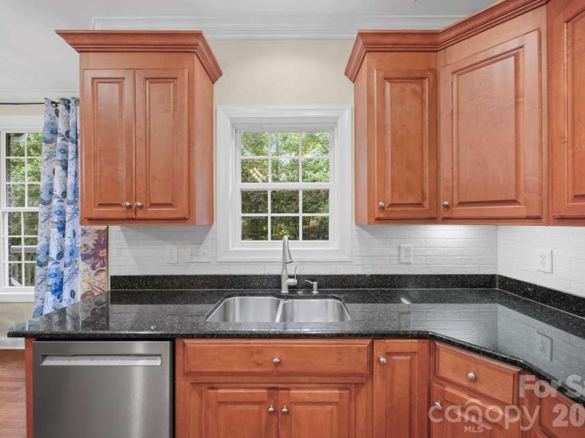4333 Winder Trail, Gastonia, NC 28056.  MLS# CAR4409646, YatesRealty ID 40569. 