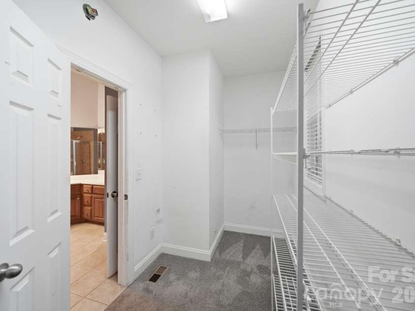 4333 Winder Trail, Gastonia, NC 28056.  MLS# CAR4409646, YatesRealty ID 40569. 