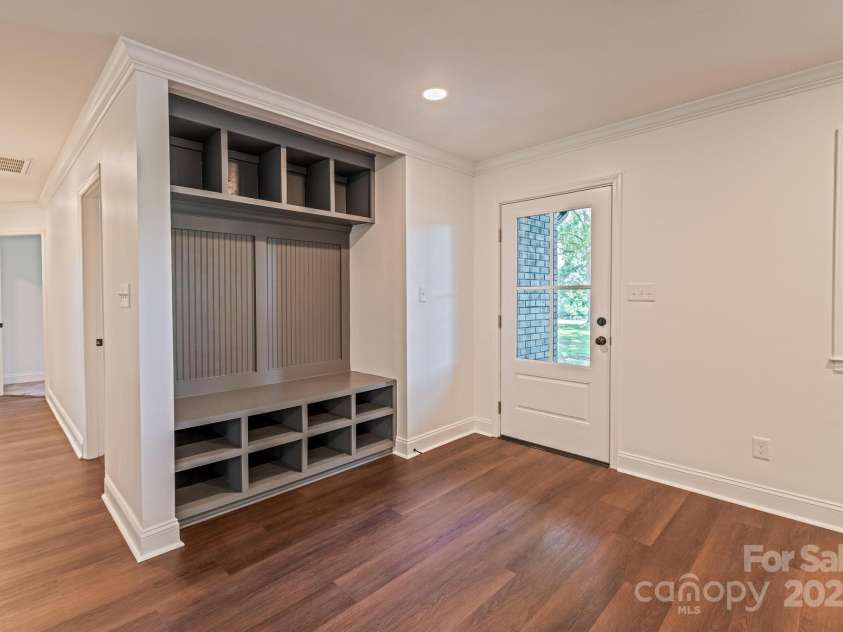 155 Mcallister Road, Statesville, NC 28625.  MLS# CAR4273725, YatesRealty ID 4057. 