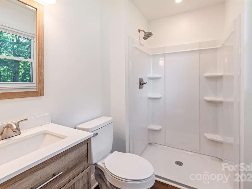 155 Mcallister Road, Statesville, NC 28625.  MLS# CAR4273725, YatesRealty ID 4057. 