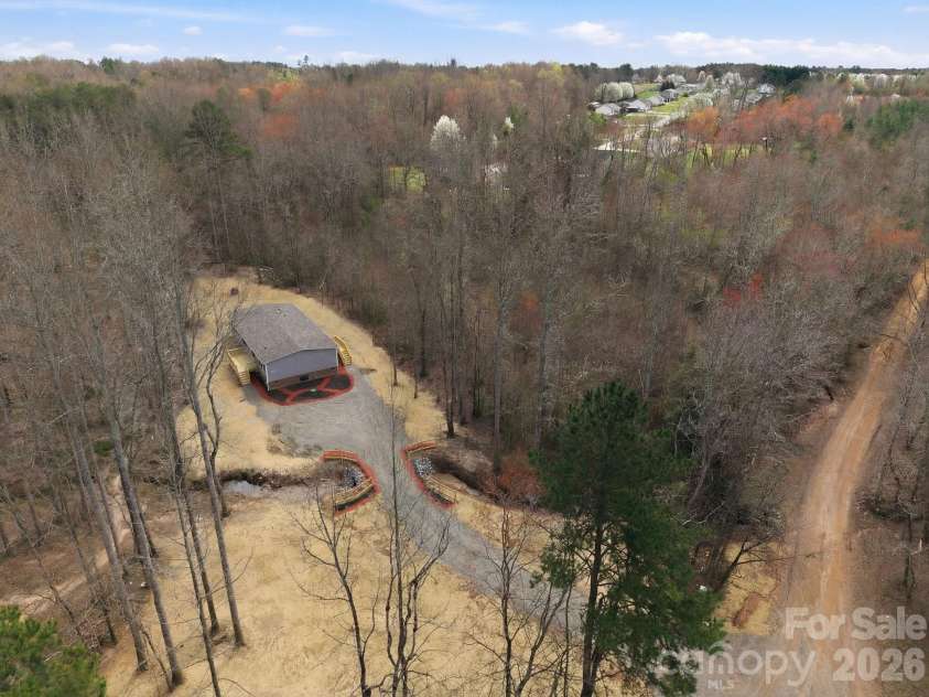 1685 Dawnview Lane, Lincolnton, NC 28092.  MLS# CAR4356599, YatesRealty ID 4057. 