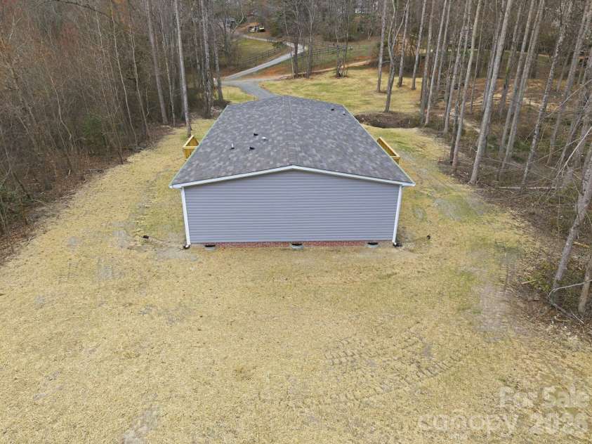 1685 Dawnview Lane, Lincolnton, NC 28092.  MLS# CAR4356599, YatesRealty ID 4057. 