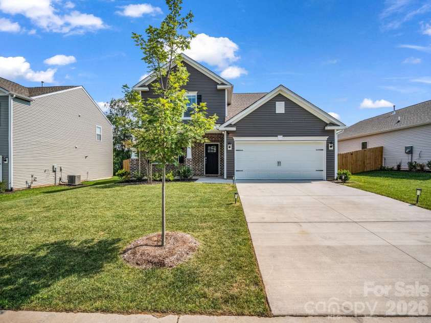 126 Ashelyn Park Drive, Fletcher, NC 28732.  MLS# CAR4409289, YatesRealty ID 40570. 