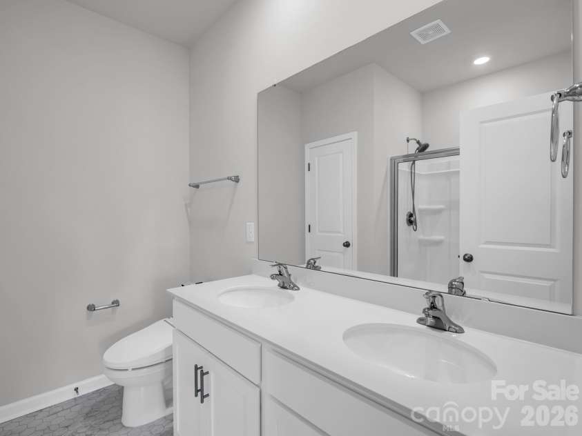 126 Ashelyn Park Drive, Fletcher, NC 28732.  MLS# CAR4409289, YatesRealty ID 40570. 