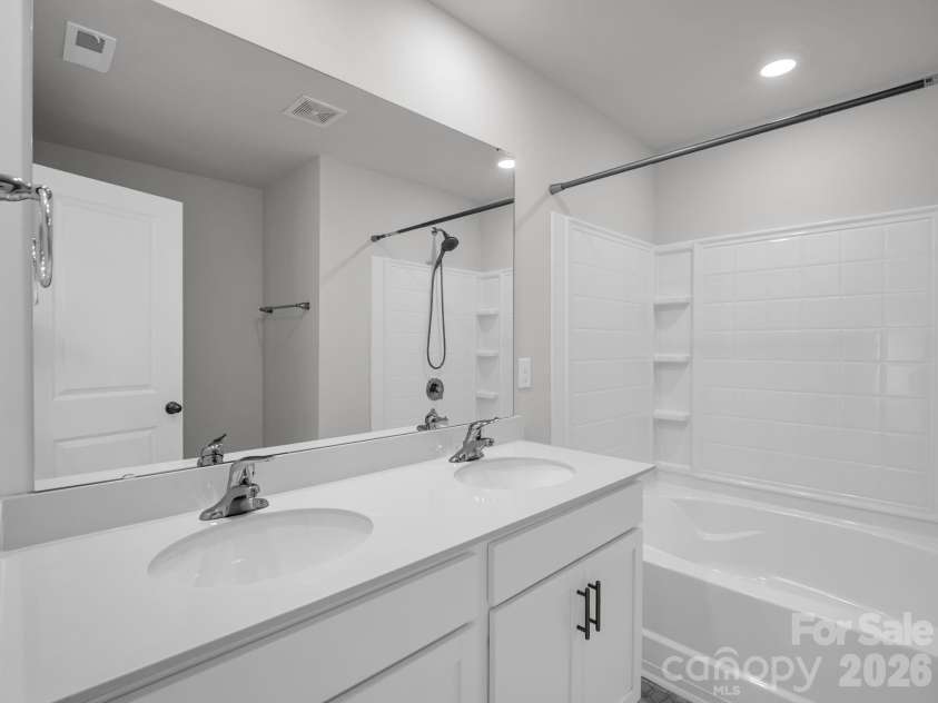 126 Ashelyn Park Drive, Fletcher, NC 28732.  MLS# CAR4409289, YatesRealty ID 40570. 
