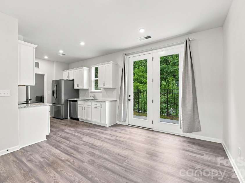 4816 Raspberry Knoll Drive, Charlotte, NC 28208.  MLS# CAR4405142, YatesRealty ID 40572. 