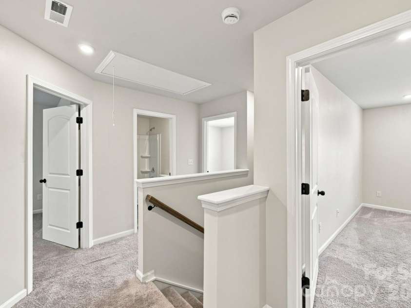 4816 Raspberry Knoll Drive, Charlotte, NC 28208.  MLS# CAR4405142, YatesRealty ID 40572. 