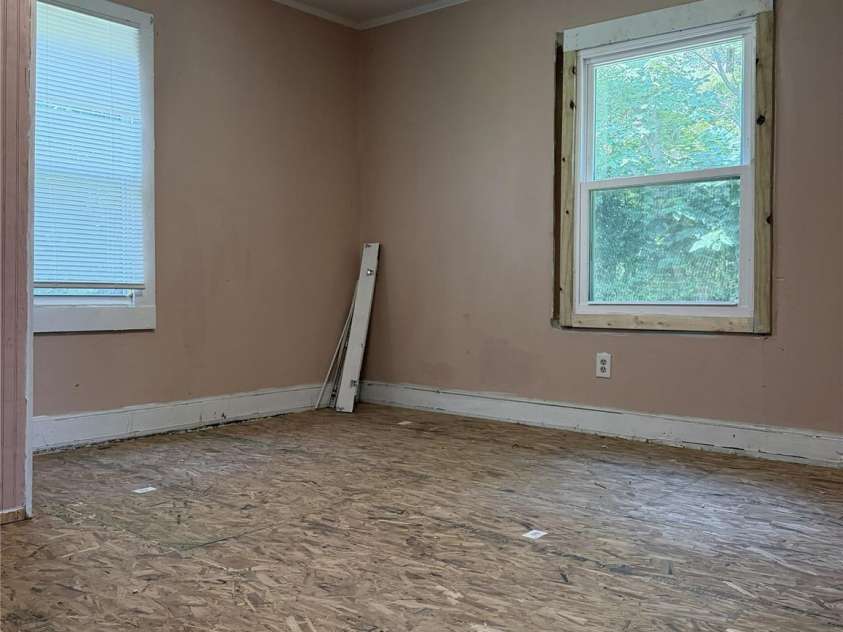109 Starnes Street, Chester, SC 29706.  MLS# CAR4409202, YatesRealty ID 40574. 