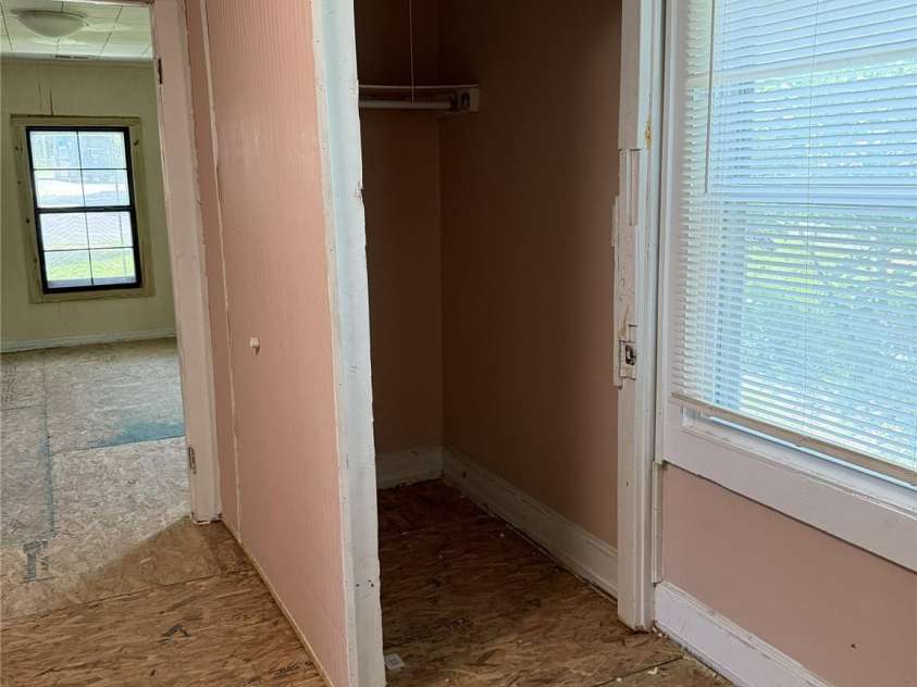 109 Starnes Street, Chester, SC 29706.  MLS# CAR4409202, YatesRealty ID 40574. 