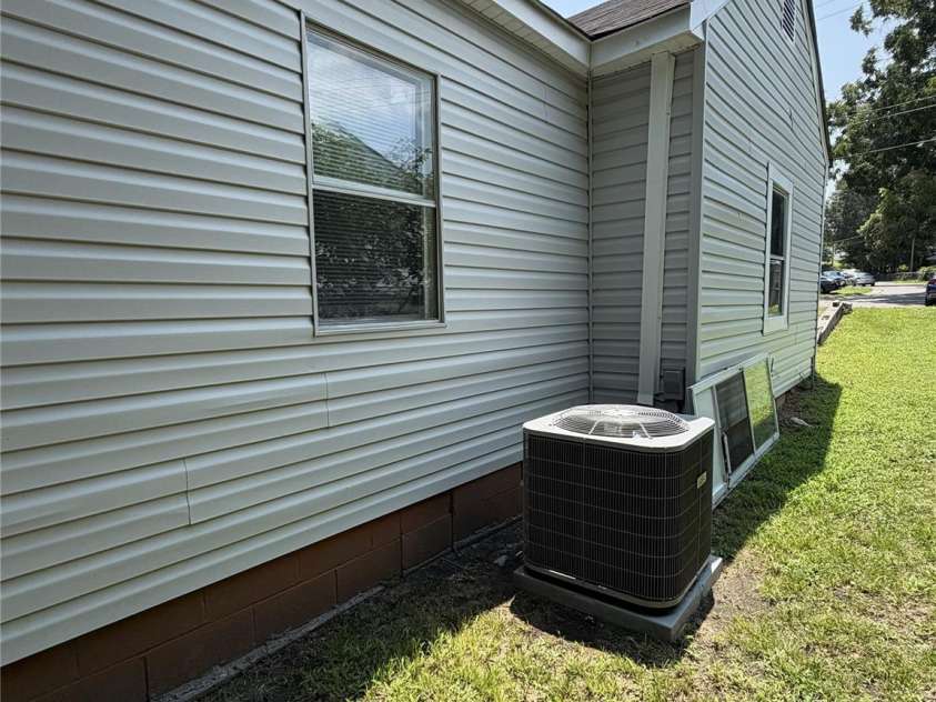 109 Starnes Street, Chester, SC 29706.  MLS# CAR4409202, YatesRealty ID 40574. 