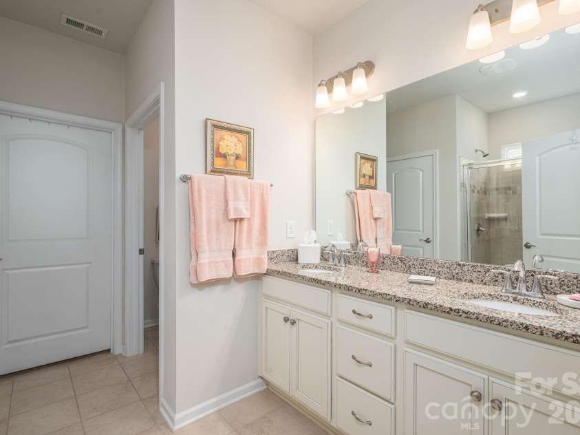 368 Picasso Trail, Mount Holly, NC 28120.  MLS# CAR4409025, YatesRealty ID 40575. 