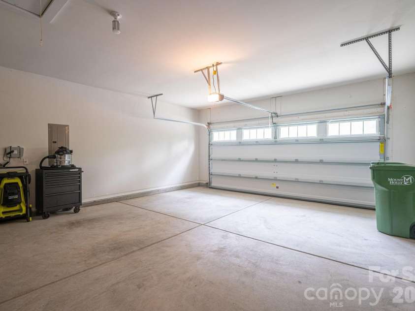 368 Picasso Trail, Mount Holly, NC 28120.  MLS# CAR4409025, YatesRealty ID 40575. 