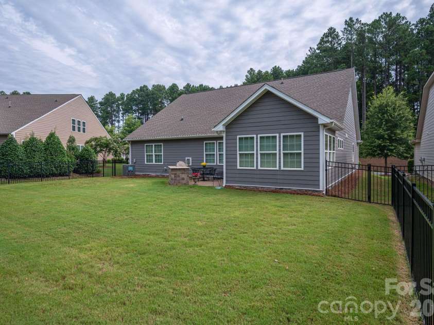 368 Picasso Trail, Mount Holly, NC 28120.  MLS# CAR4409025, YatesRealty ID 40575. 