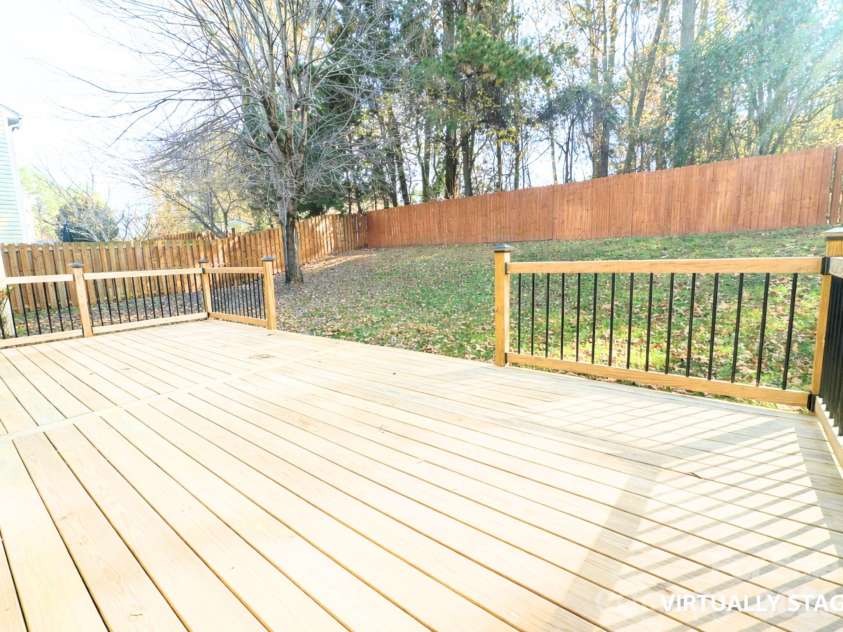 9310 Chastain Walk Drive, Charlotte, NC 28216.  MLS# CAR4322341, YatesRealty ID 4058. 