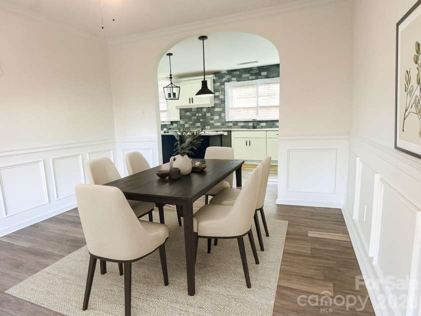 9310 Chastain Walk Drive, Charlotte, NC 28216.  MLS# CAR4322341, YatesRealty ID 4058. Virtually Staged