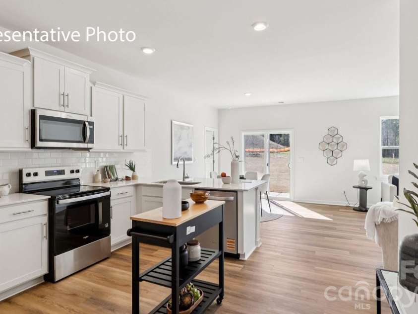 1260 Lavender Drive, Richburg, SC 29729.  MLS# CAR4409900, YatesRealty ID 40582. 