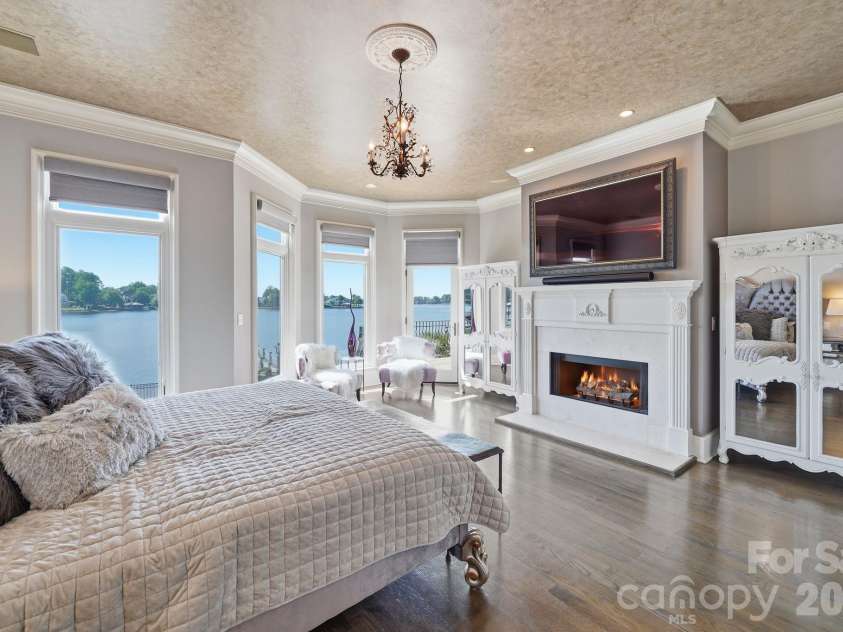 18332 Harbor Light Boulevard, Cornelius, NC 28031.  MLS# CAR4409925, YatesRealty ID 40586. 
