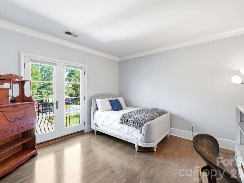 18332 Harbor Light Boulevard, Cornelius, NC 28031.  MLS# CAR4409925, YatesRealty ID 40586. 