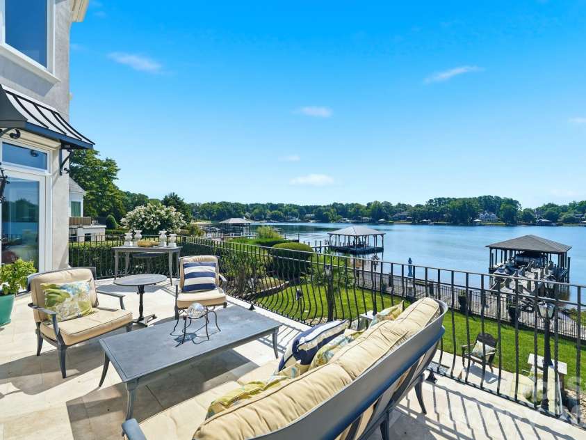 18332 Harbor Light Boulevard, Cornelius, NC 28031.  MLS# CAR4409925, YatesRealty ID 40586. 