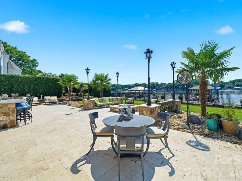 18332 Harbor Light Boulevard, Cornelius, NC 28031.  MLS# CAR4409925, YatesRealty ID 40586. 