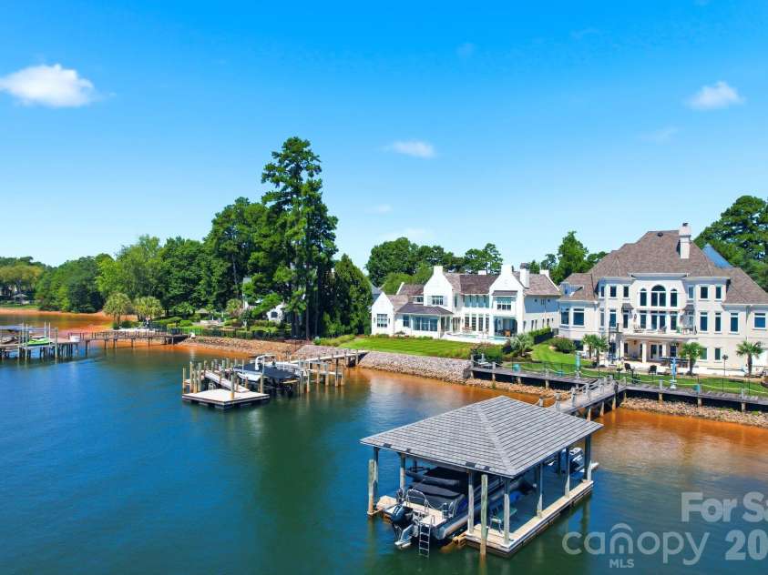 18332 Harbor Light Boulevard, Cornelius, NC 28031.  MLS# CAR4409925, YatesRealty ID 40586. 