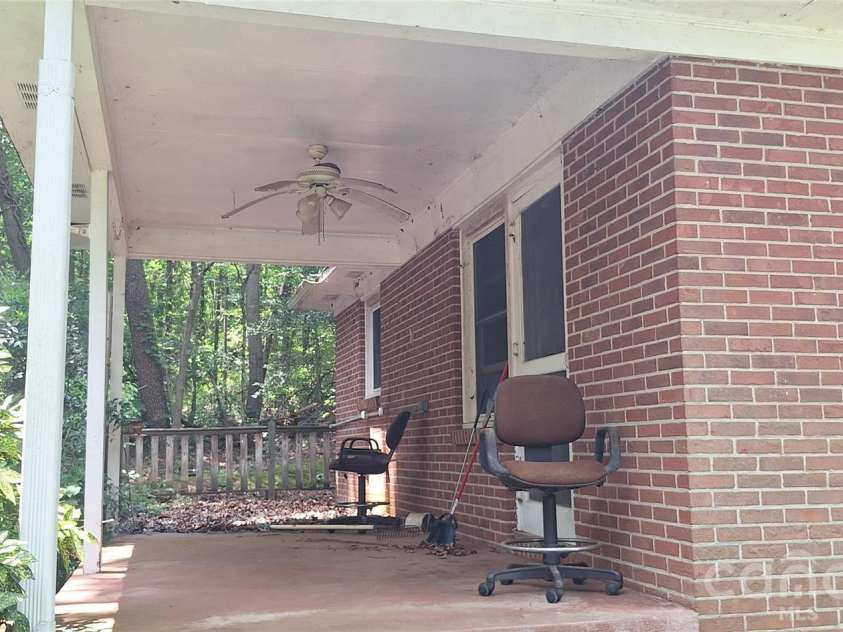 1036 Curve View Road, Lincolnton, NC 28092.  MLS# CAR4409839, YatesRealty ID 40588. Front porch