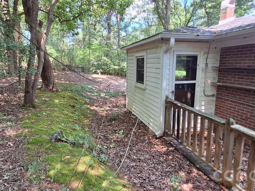 1036 Curve View Road, Lincolnton, NC 28092.  MLS# CAR4409839, YatesRealty ID 40588. Other side from front angle