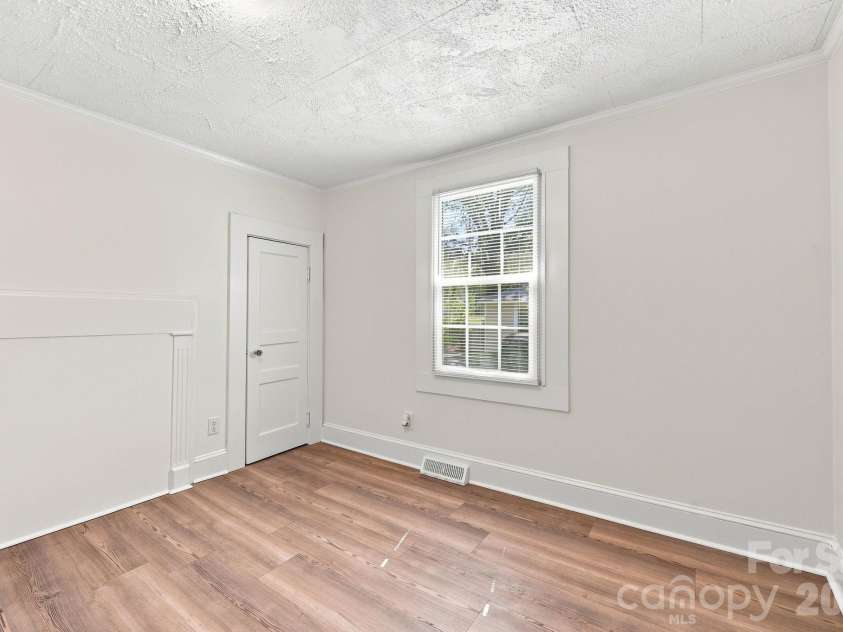 74 Pinecrest Drive, Concord, NC 28027.  MLS# CAR4404685, YatesRealty ID 40589. 