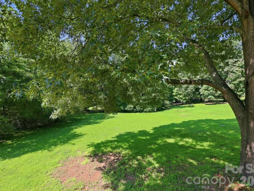 74 Pinecrest Drive, Concord, NC 28027.  MLS# CAR4404685, YatesRealty ID 40589. 