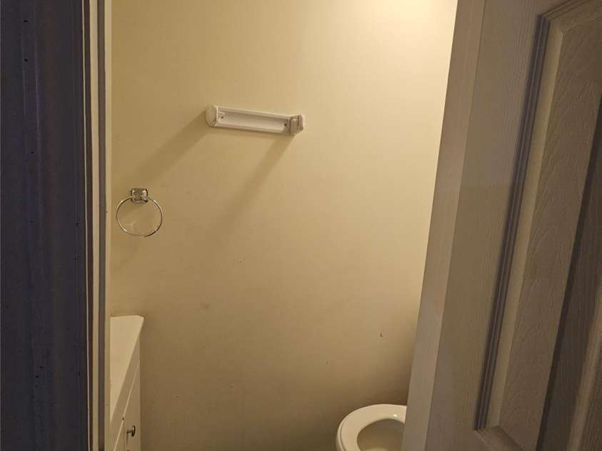 5924 Freedom Drive, Charlotte, NC 28214.  MLS# CAR4229088, YatesRealty ID 4059. 