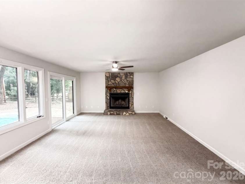 608 Amanda Drive, Matthews, NC 28104.  MLS# CAR4409974, YatesRealty ID 40590. 