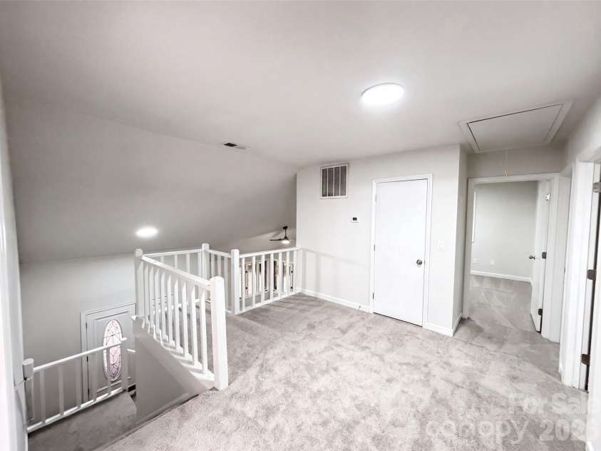 608 Amanda Drive, Matthews, NC 28104.  MLS# CAR4409974, YatesRealty ID 40590. 