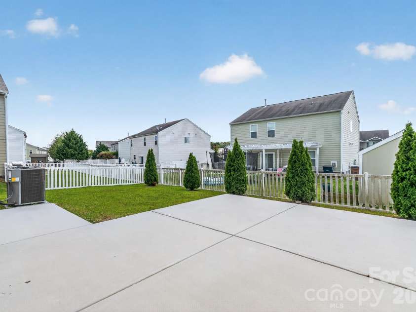 4006 Farm Pond Road, Indian Trail, NC 28079.  MLS# CAR4409717, YatesRealty ID 40592. 