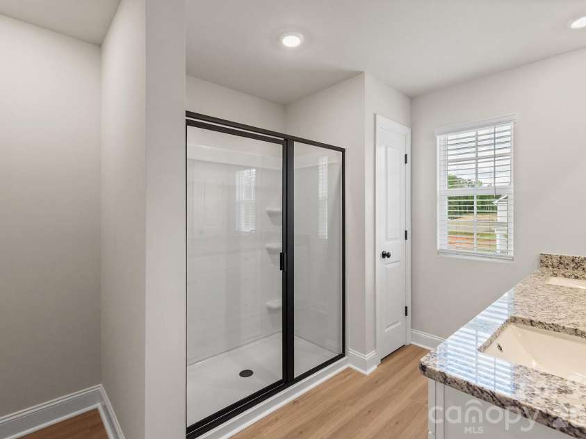 8125 Cravat Court, Charlotte, NC 28215.  MLS# CAR4409997, YatesRealty ID 40594. 