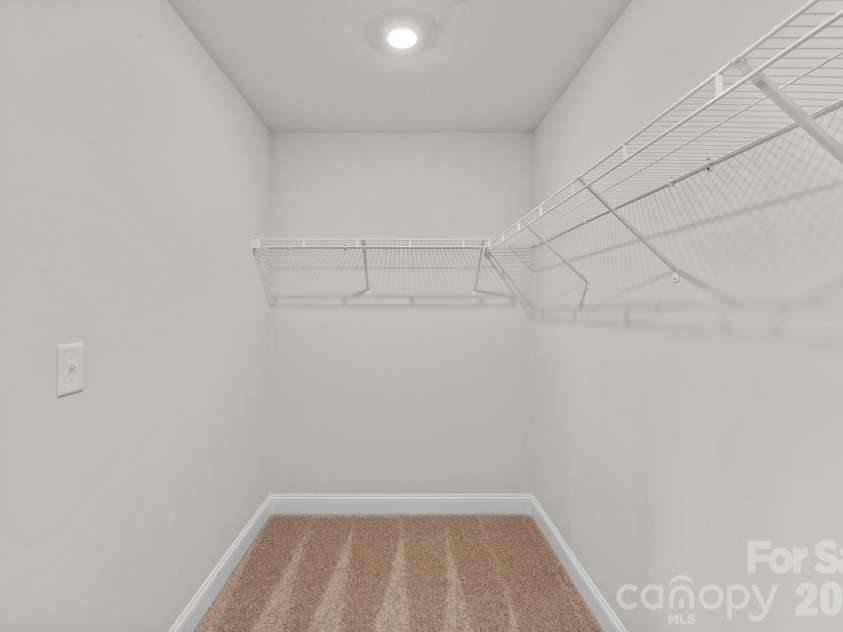8125 Cravat Court, Charlotte, NC 28215.  MLS# CAR4409997, YatesRealty ID 40594. 