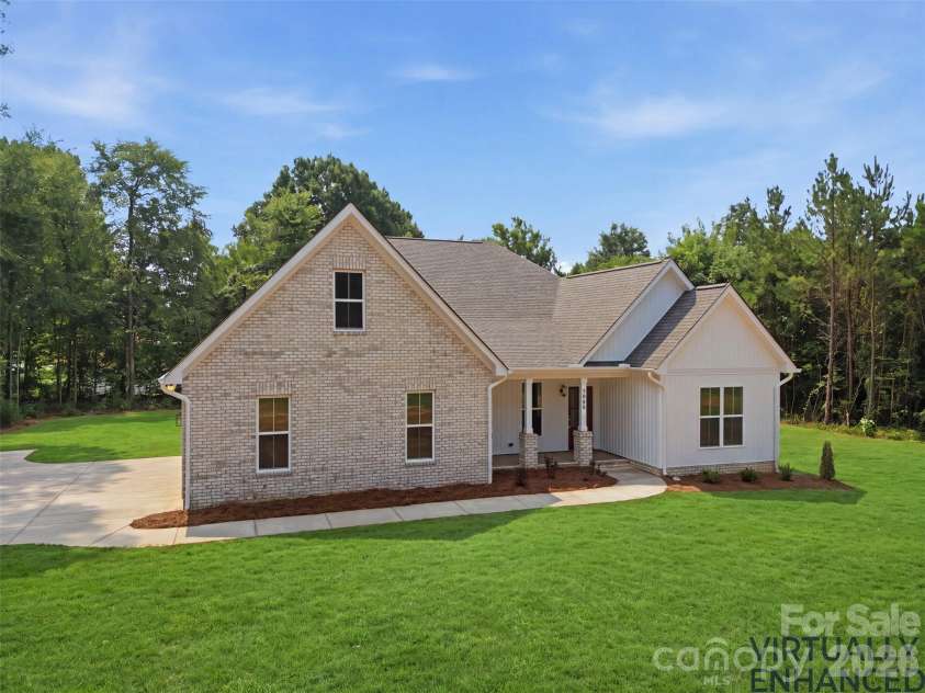 5088 Lacewood Court, Concord, NC 28025.  MLS# CAR4409269, YatesRealty ID 40595. 