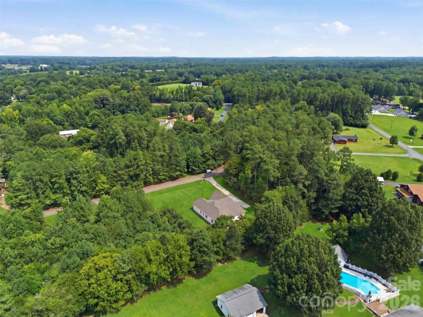 5088 Lacewood Court, Concord, NC 28025.  MLS# CAR4409269, YatesRealty ID 40595. 