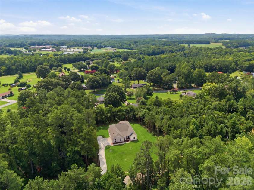 5088 Lacewood Court, Concord, NC 28025.  MLS# CAR4409269, YatesRealty ID 40595. 