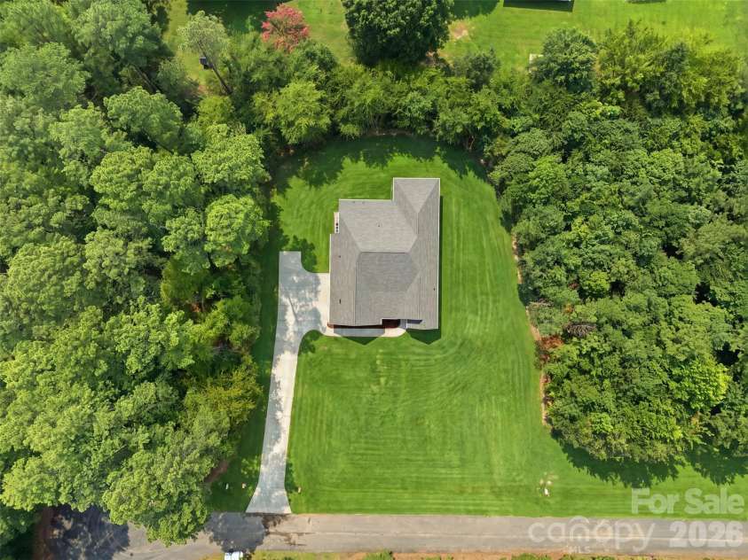 5088 Lacewood Court, Concord, NC 28025.  MLS# CAR4409269, YatesRealty ID 40595. 