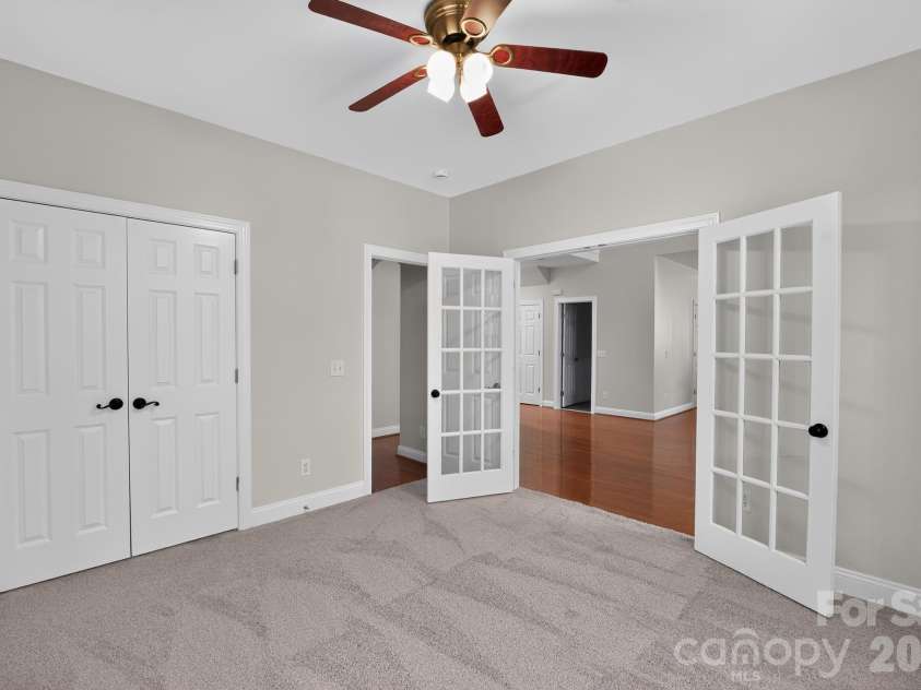 3105 Linkside Court, Fort Mill, SC 29715.  MLS# CAR4409933, YatesRealty ID 40598. 