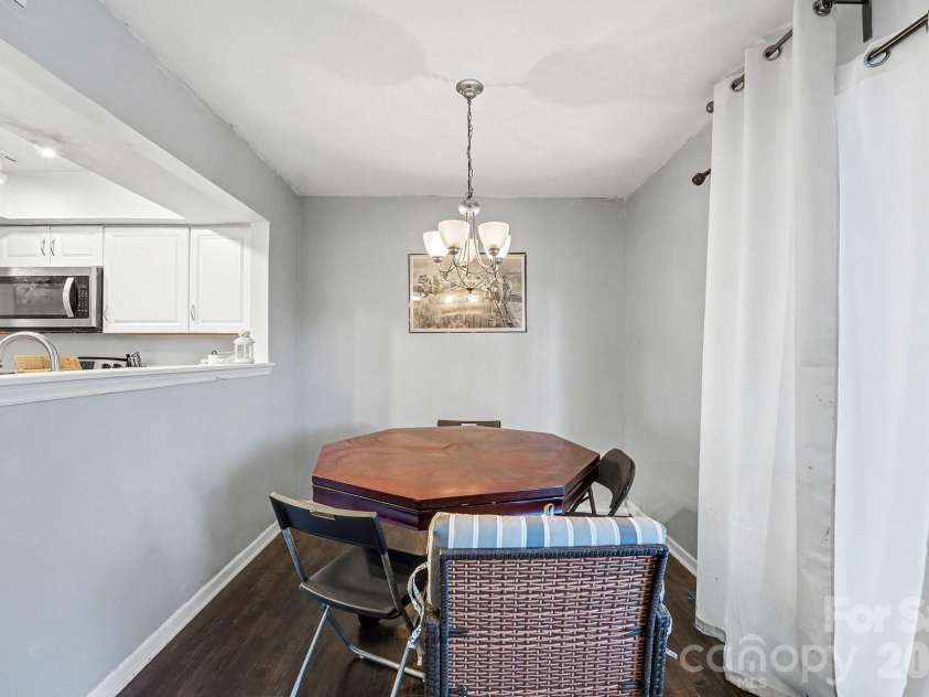 7828 Davinci Lane, Charlotte, NC 28226.  MLS# CAR4338202, YatesRealty ID 4060. 