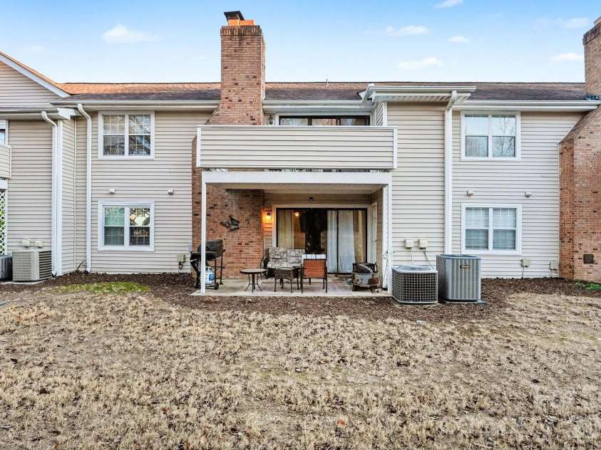 7828 Davinci Lane, Charlotte, NC 28226.  MLS# CAR4338202, YatesRealty ID 4060. 