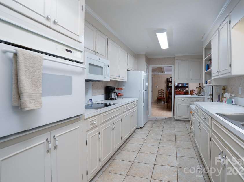 825 Ketchie Street, China Grove, NC 28023.  MLS# CAR4213225, YatesRealty ID 4060. 