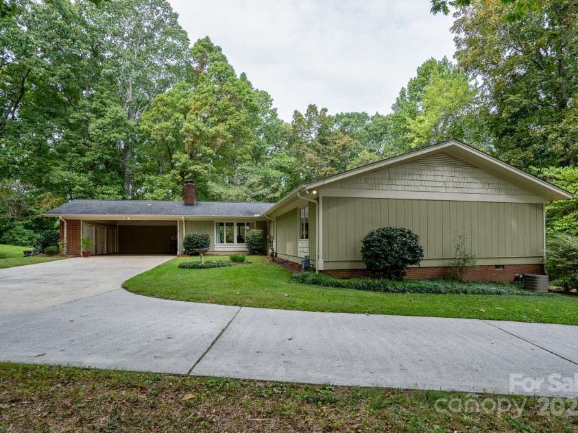 825 Ketchie Street, China Grove, NC 28023.  MLS# CAR4213225, YatesRealty ID 4060. 