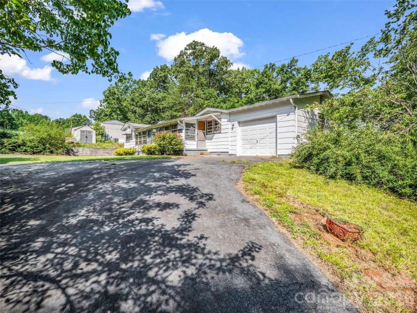 238 Howell Road, Lake Lure, NC 28746.  MLS# CAR4409838, YatesRealty ID 40601. 