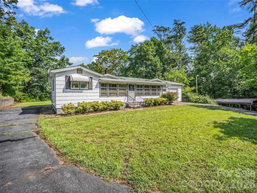 238 Howell Road, Lake Lure, NC 28746.  MLS# CAR4409838, YatesRealty ID 40601. 