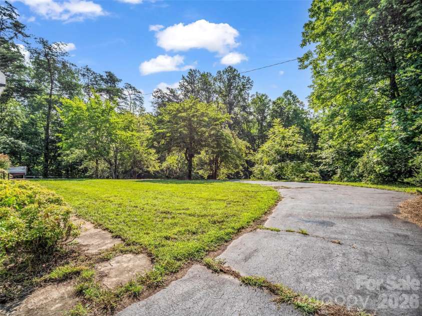 238 Howell Road, Lake Lure, NC 28746.  MLS# CAR4409838, YatesRealty ID 40601. 