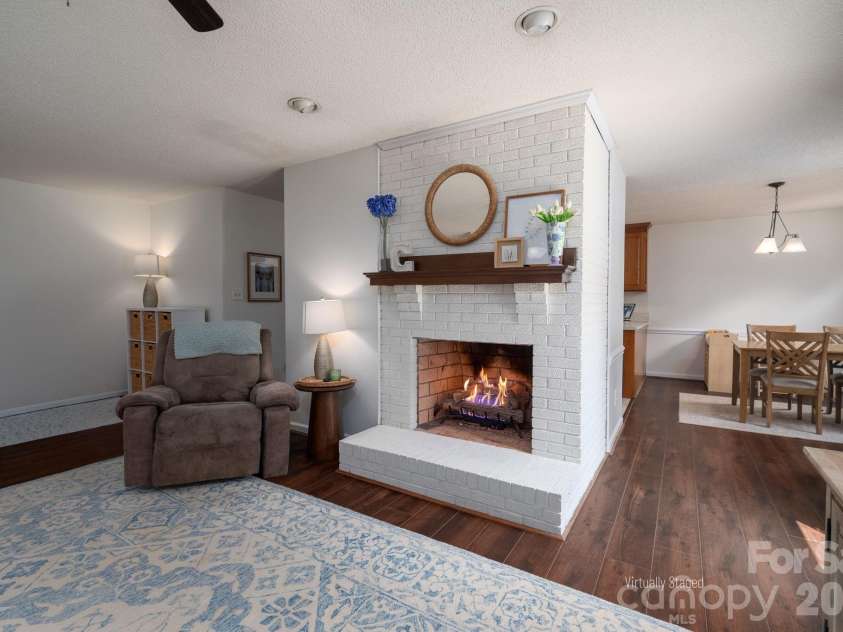 2610 Prince Drive, Lincolnton, NC 28092.  MLS# CAR4409131, YatesRealty ID 40603. 